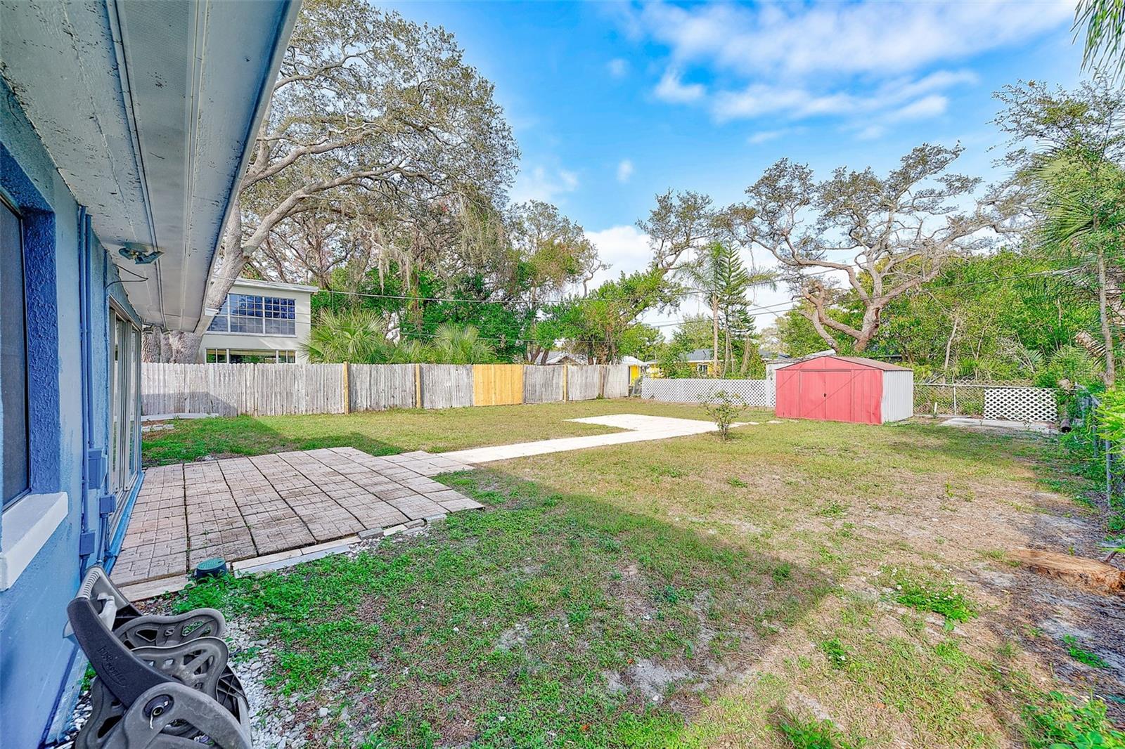 Image 27 of 31 For 1668 Cleveland Street