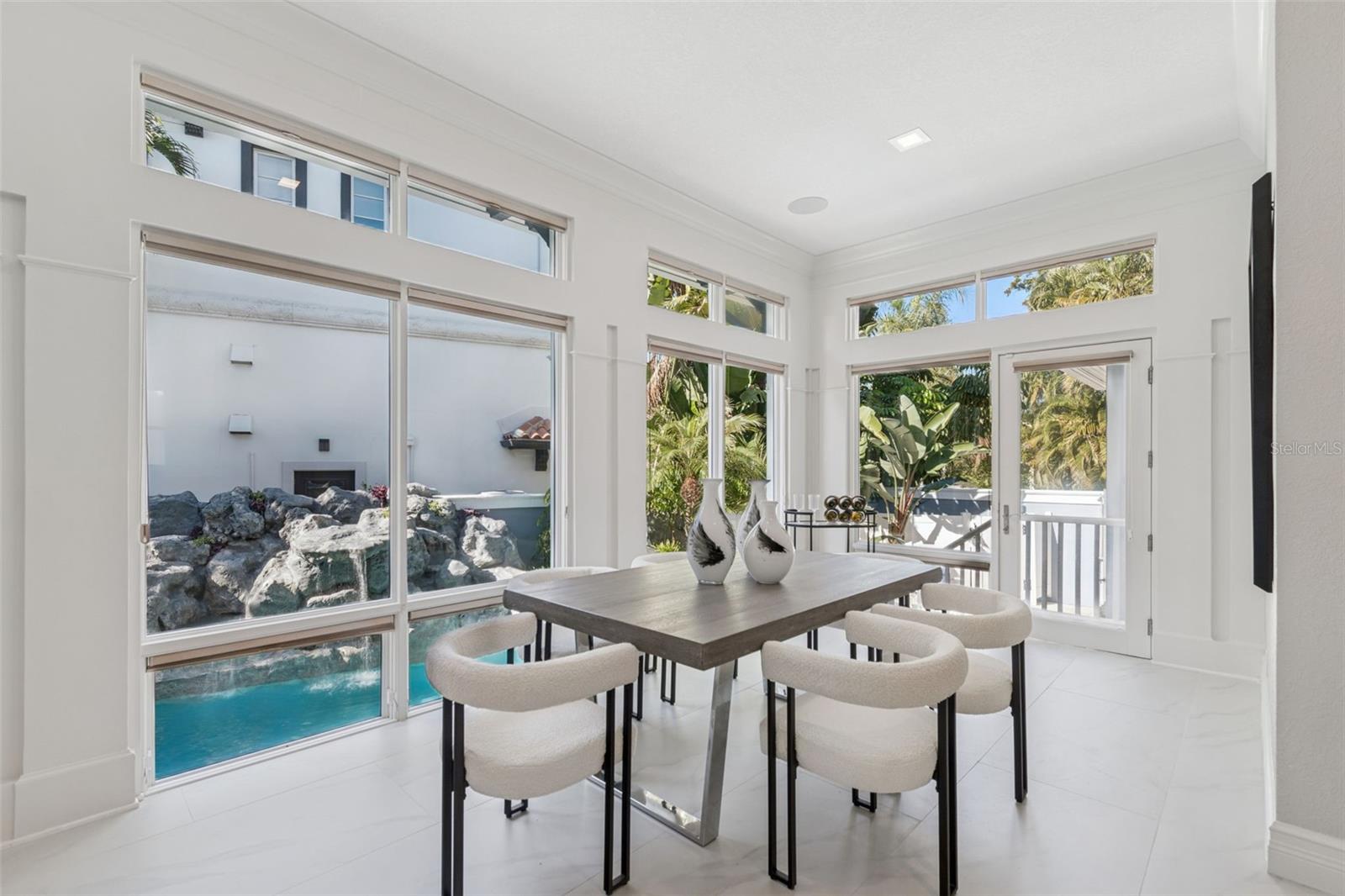 Listing photo id 19 for 845 Bayshore Boulevard