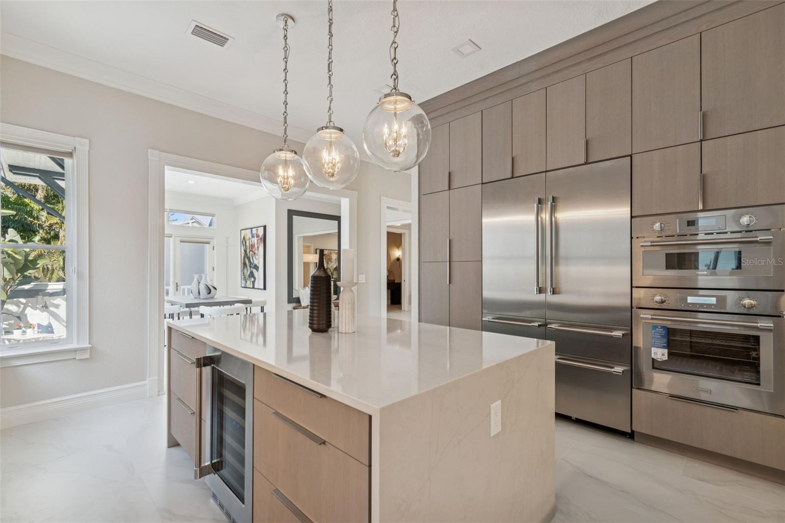 Listing photo id 21 for 845 Bayshore Boulevard