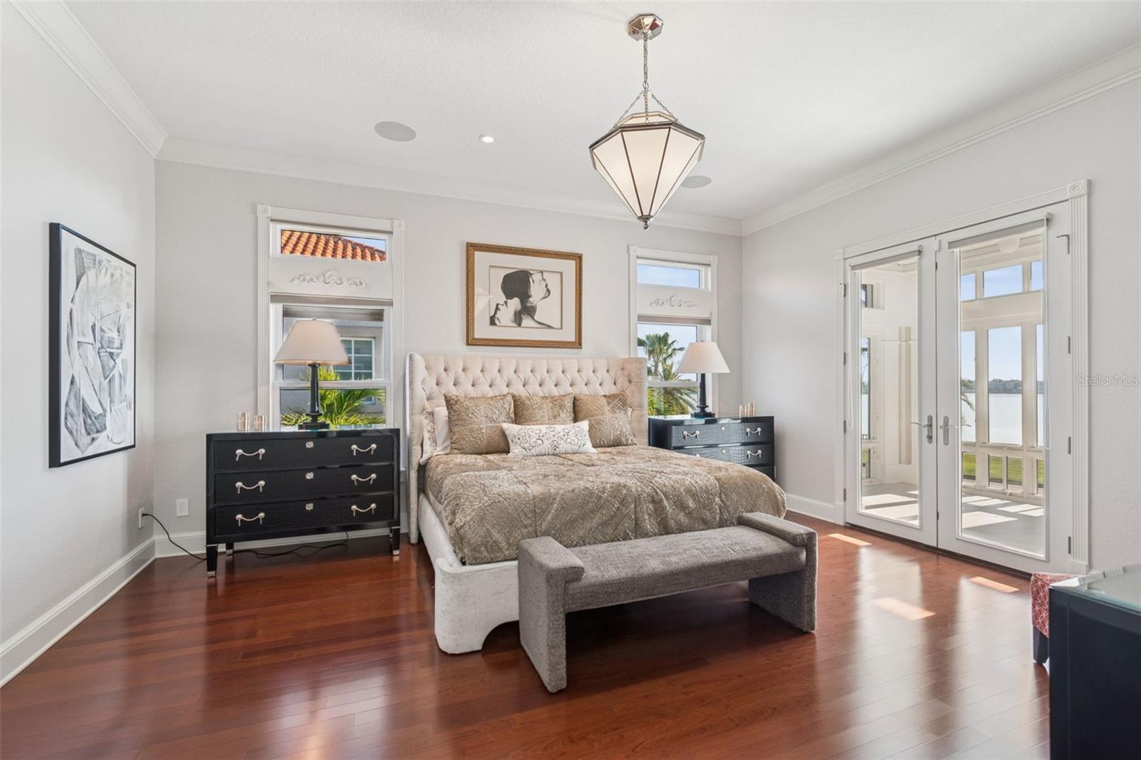 Listing photo id 31 for 845 Bayshore Boulevard