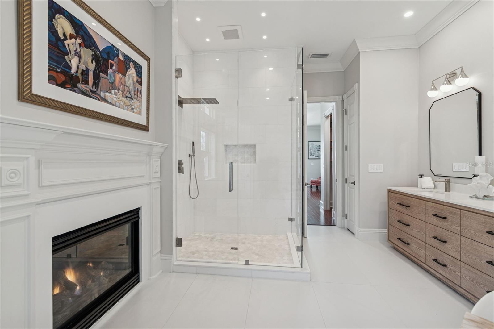 Listing photo id 38 for 845 Bayshore Boulevard