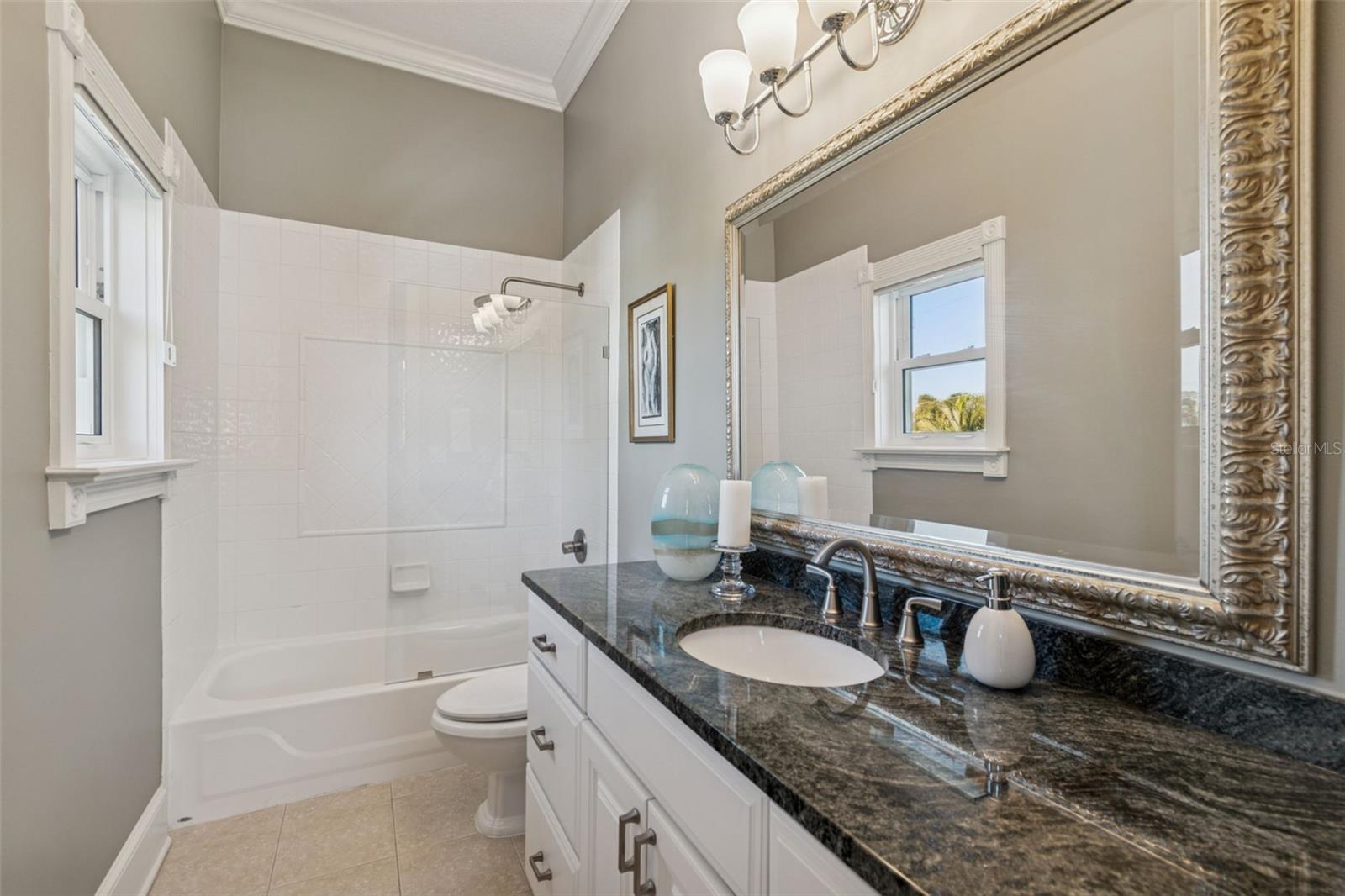 Listing photo id 41 for 845 Bayshore Boulevard