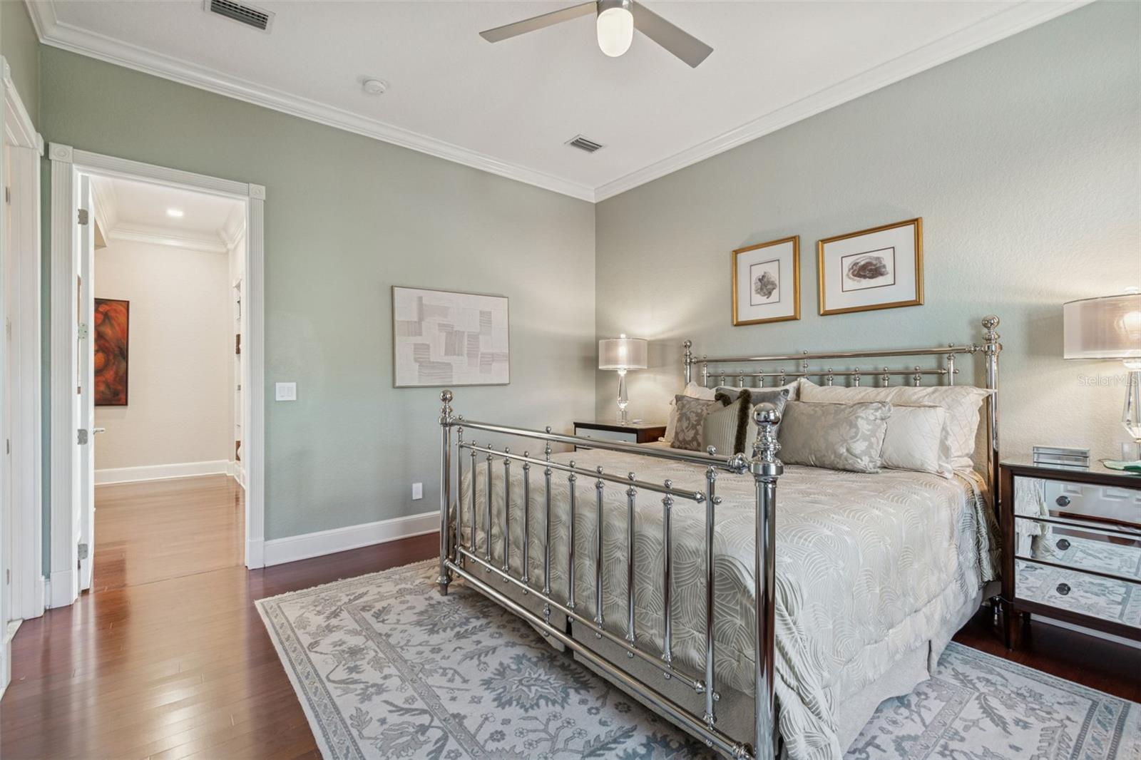 Listing photo id 43 for 845 Bayshore Boulevard