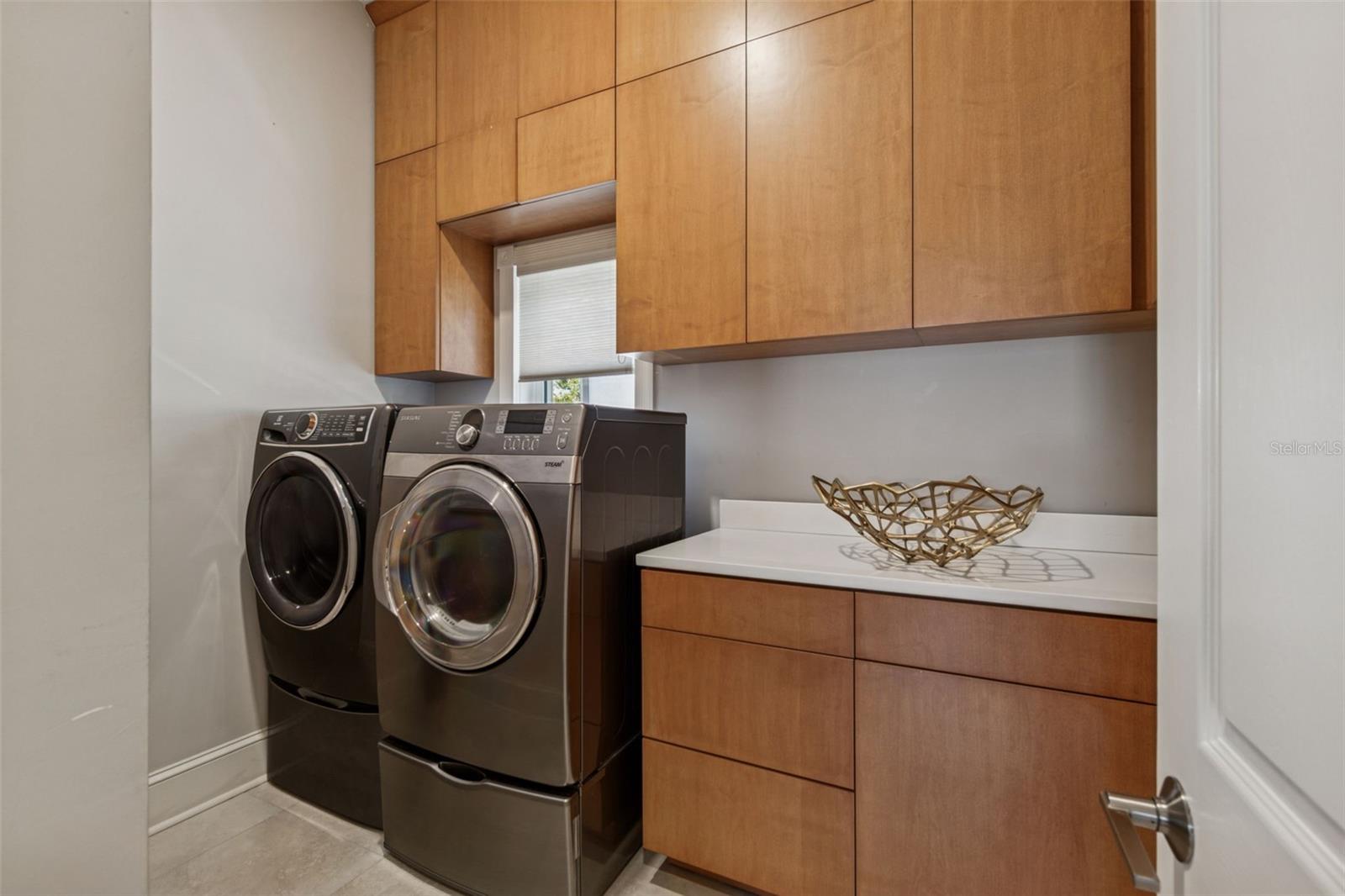 Listing photo id 47 for 845 Bayshore Boulevard