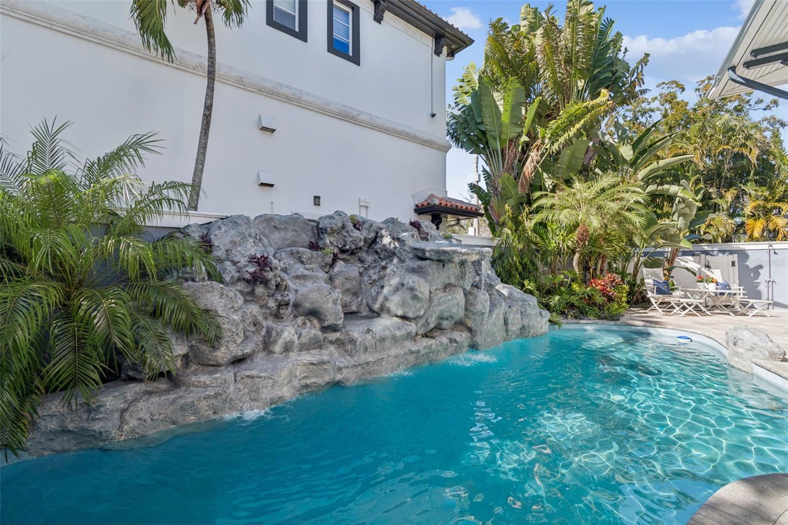 Listing photo id 55 for 845 Bayshore Boulevard