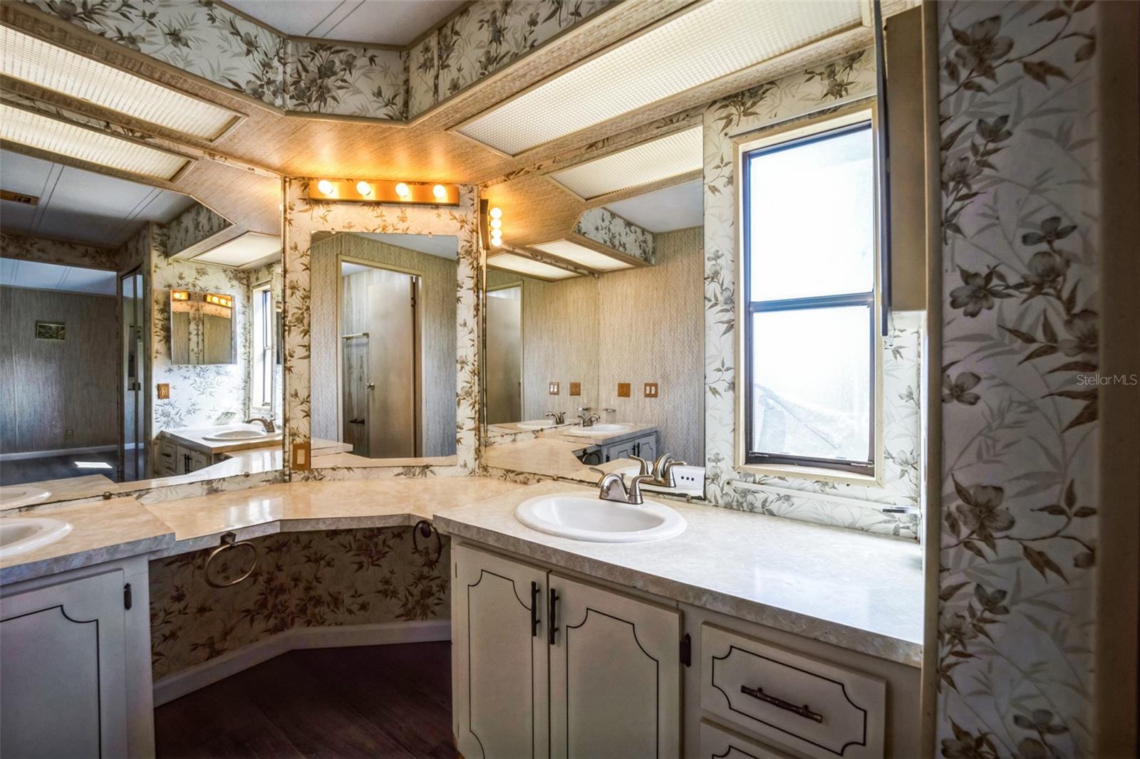 Image 18 of 45 For 65 Joppa Drive