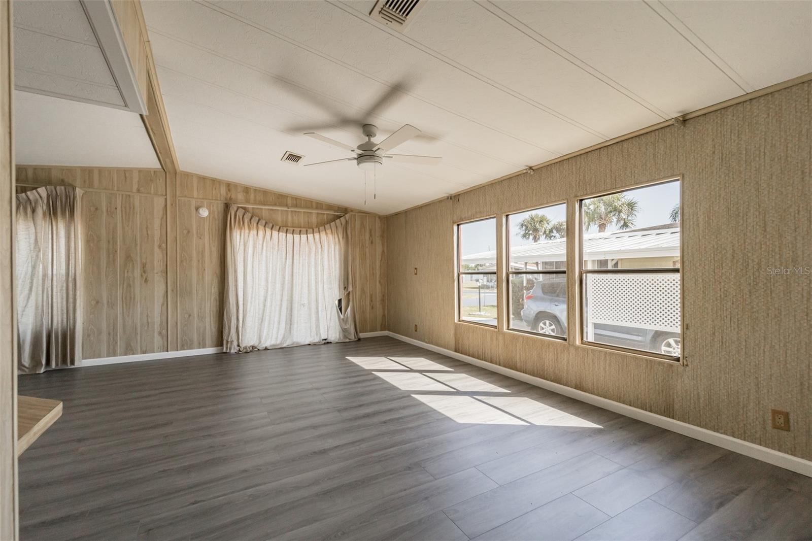 Image 22 of 45 For 65 Joppa Drive