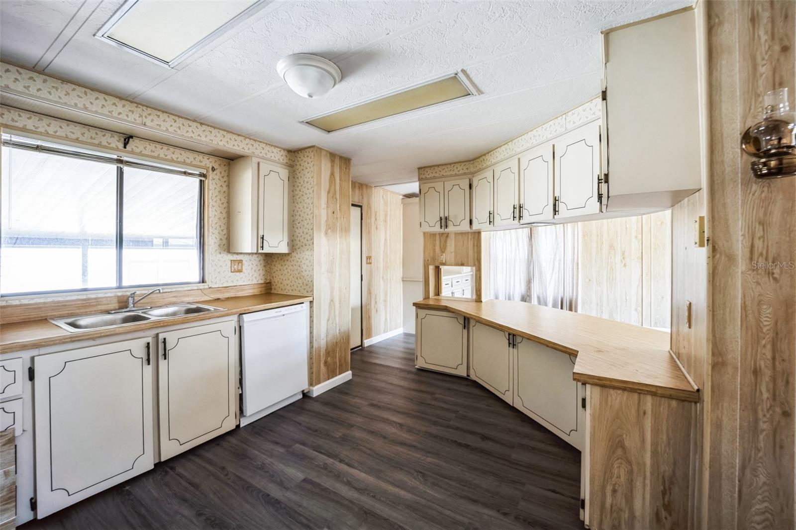 Image 9 of 45 For 65 Joppa Drive