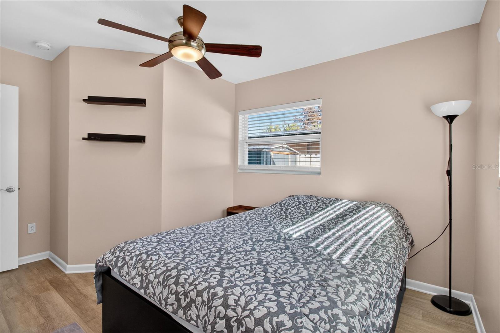 Image 14 of 28 For 13584 Twig Terrace