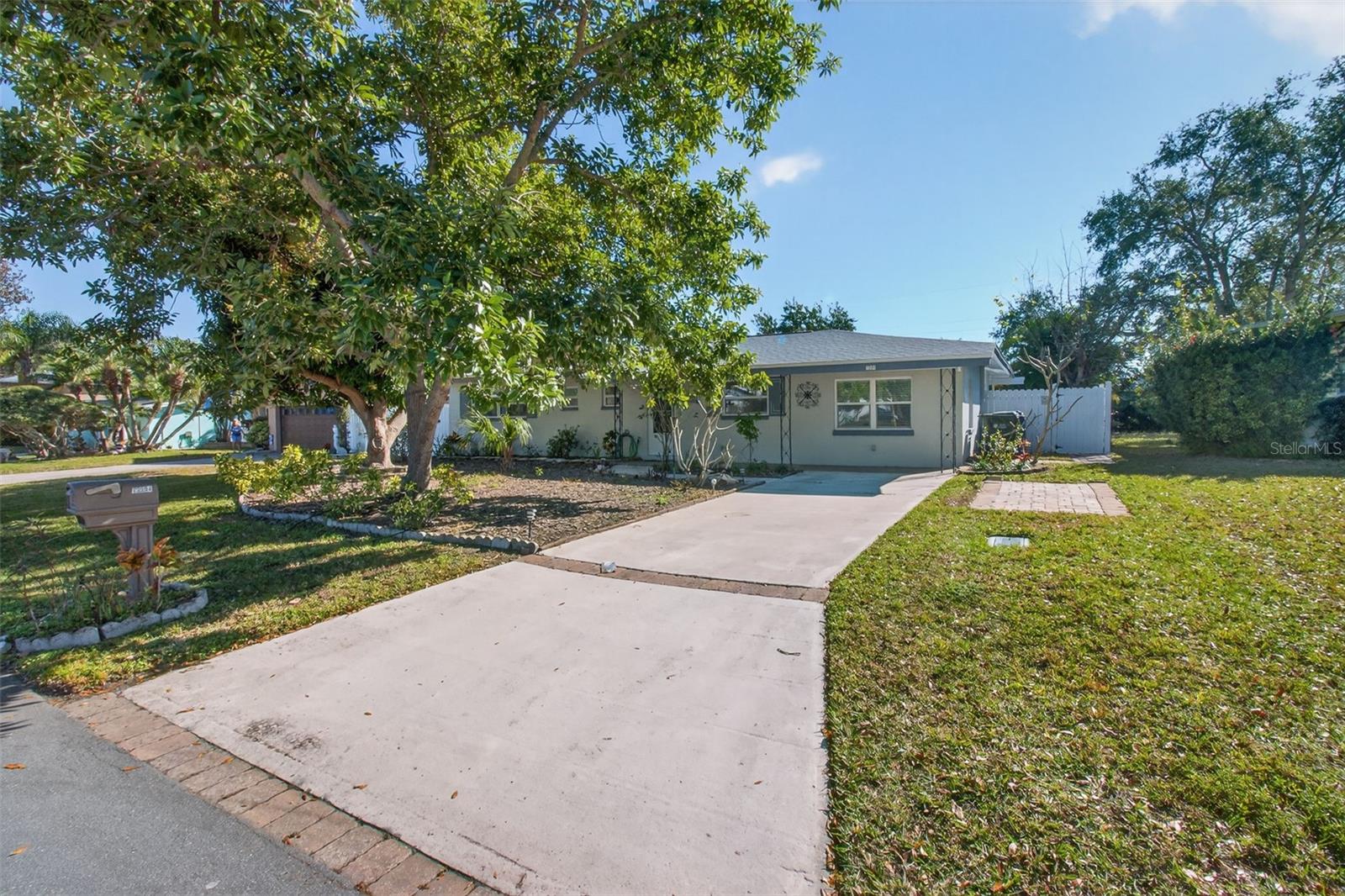 Image 25 of 28 For 13584 Twig Terrace