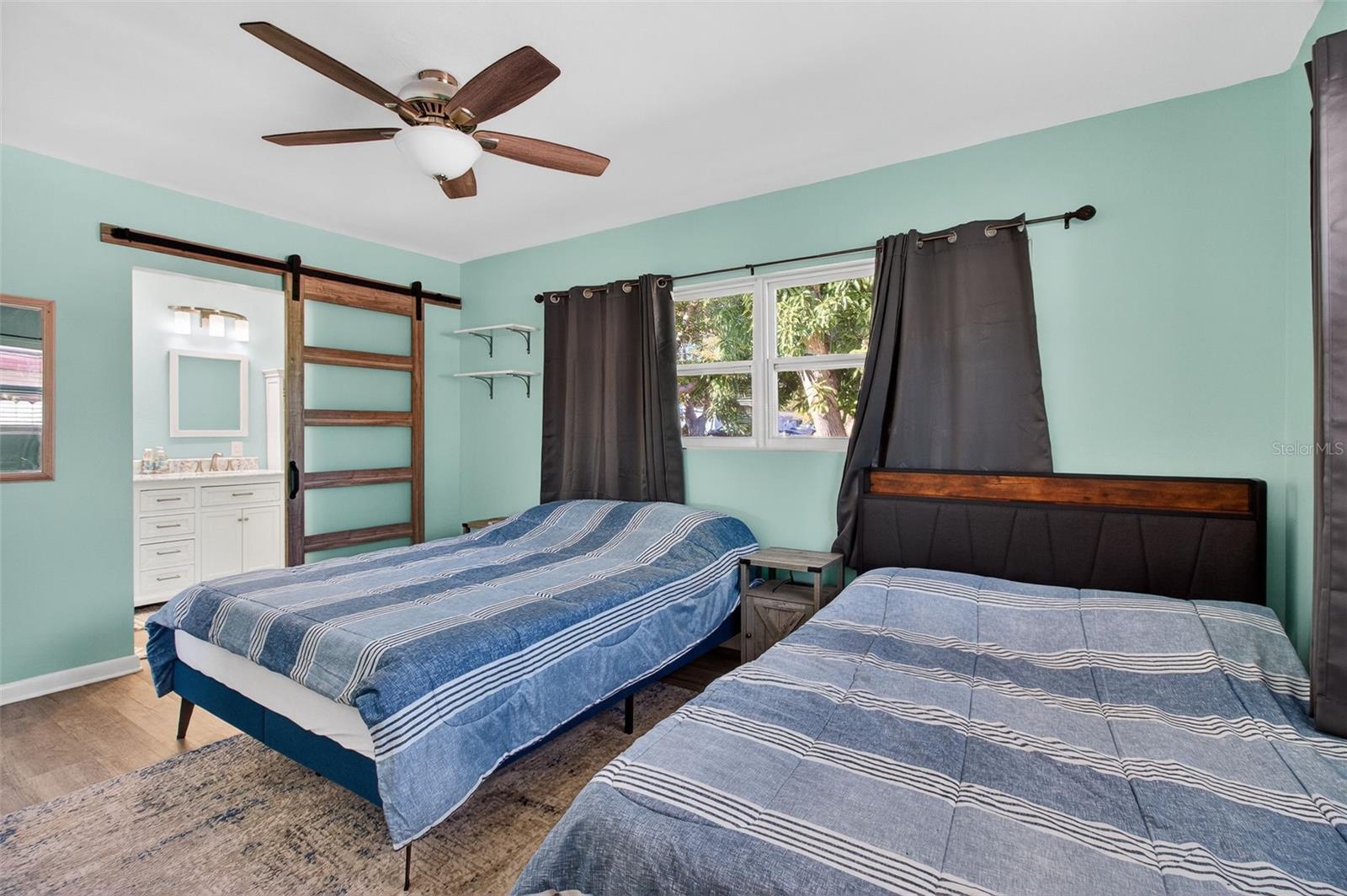 Image 9 of 28 For 13584 Twig Terrace