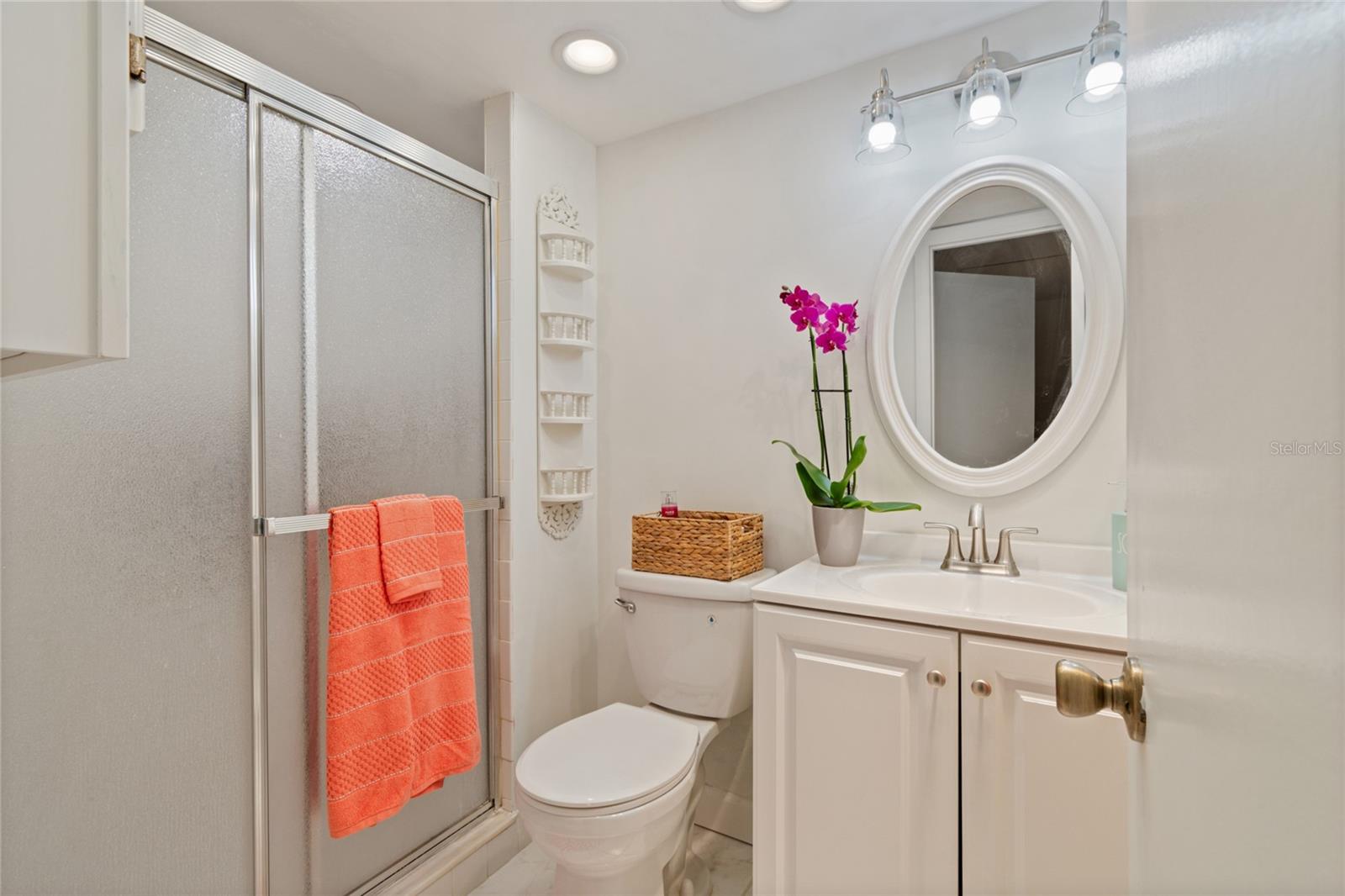 Image 19 of 41 For 6800 20th Avenue N 107