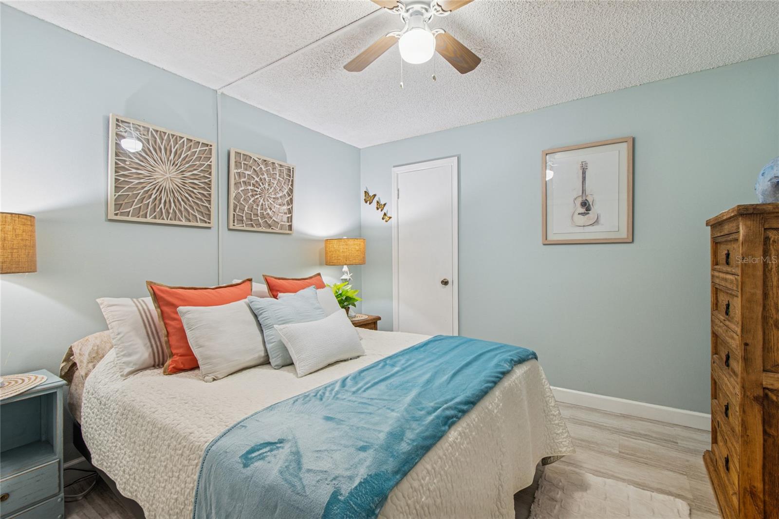 Image 21 of 41 For 6800 20th Avenue N 107