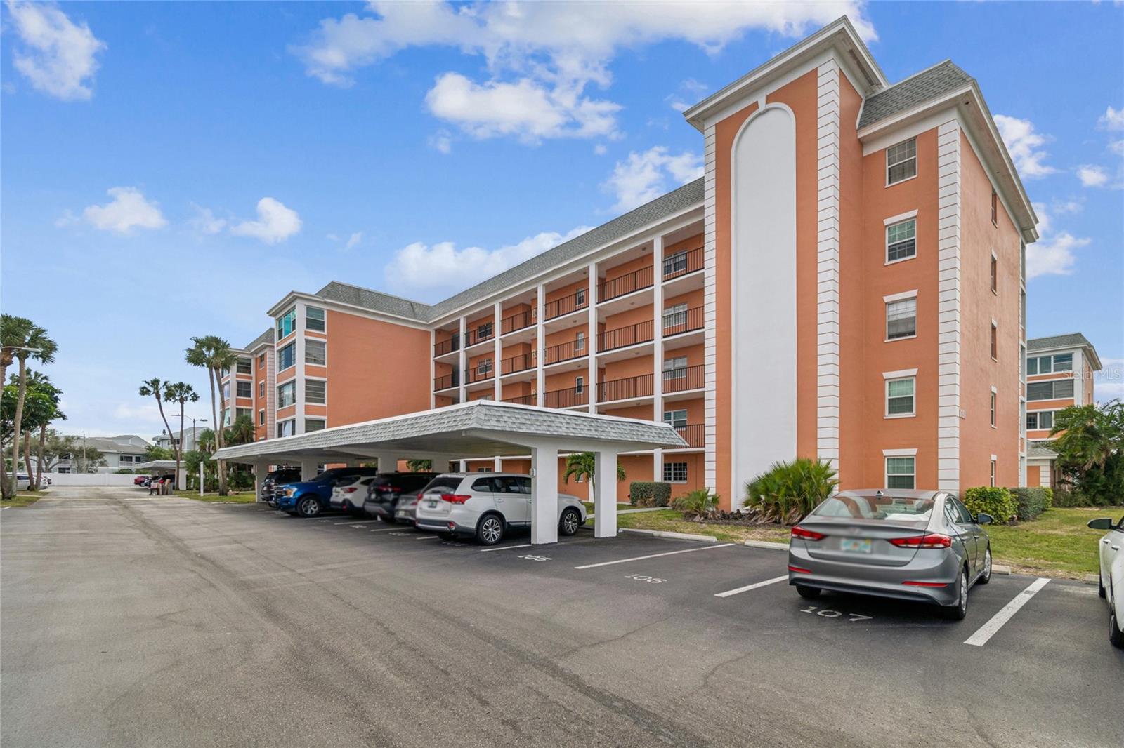 Image 28 of 41 For 6800 20th Avenue N 107