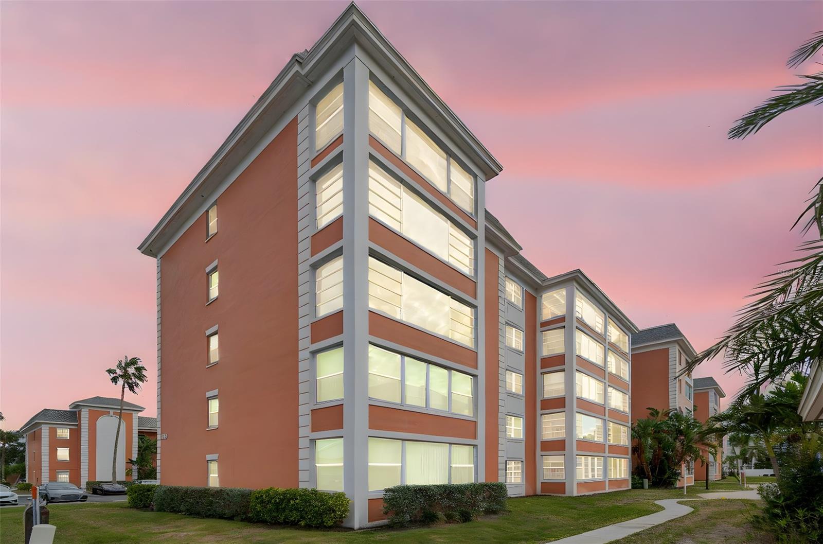 Image 30 of 41 For 6800 20th Avenue N 107