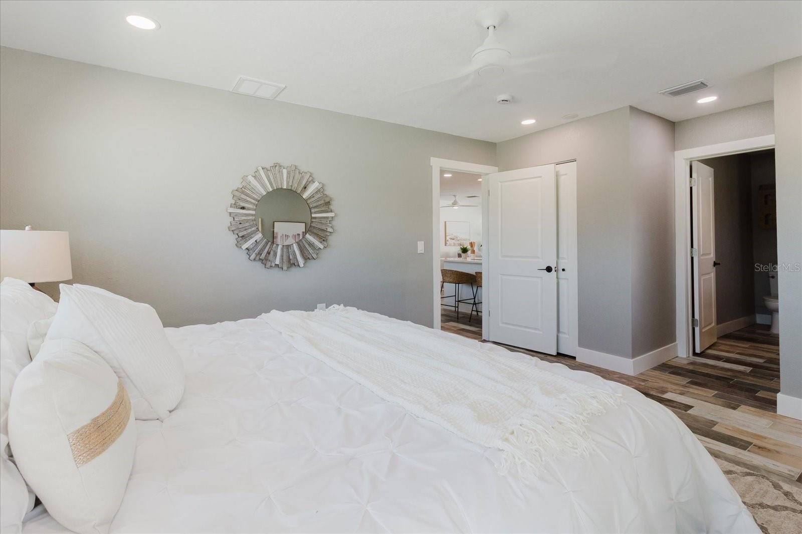 Image 24 of 49 For 411 87th Avenue