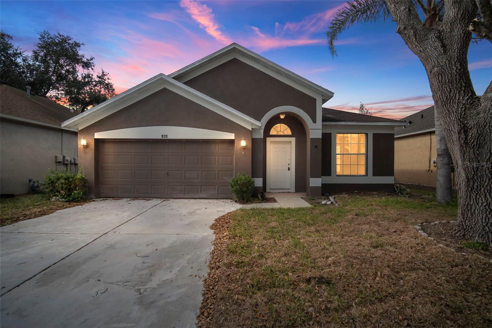 Details for 930 Grand Canyon Drive, VALRICO, FL 33594