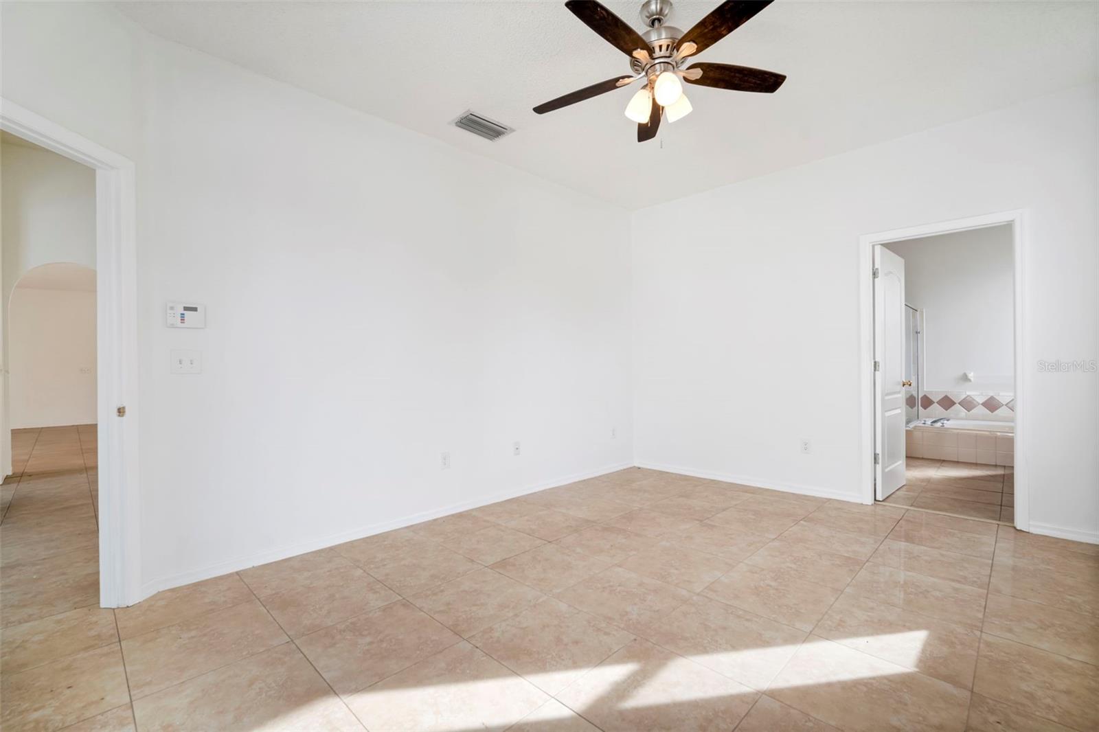 Image 32 of 56 For 930 Grand Canyon Drive