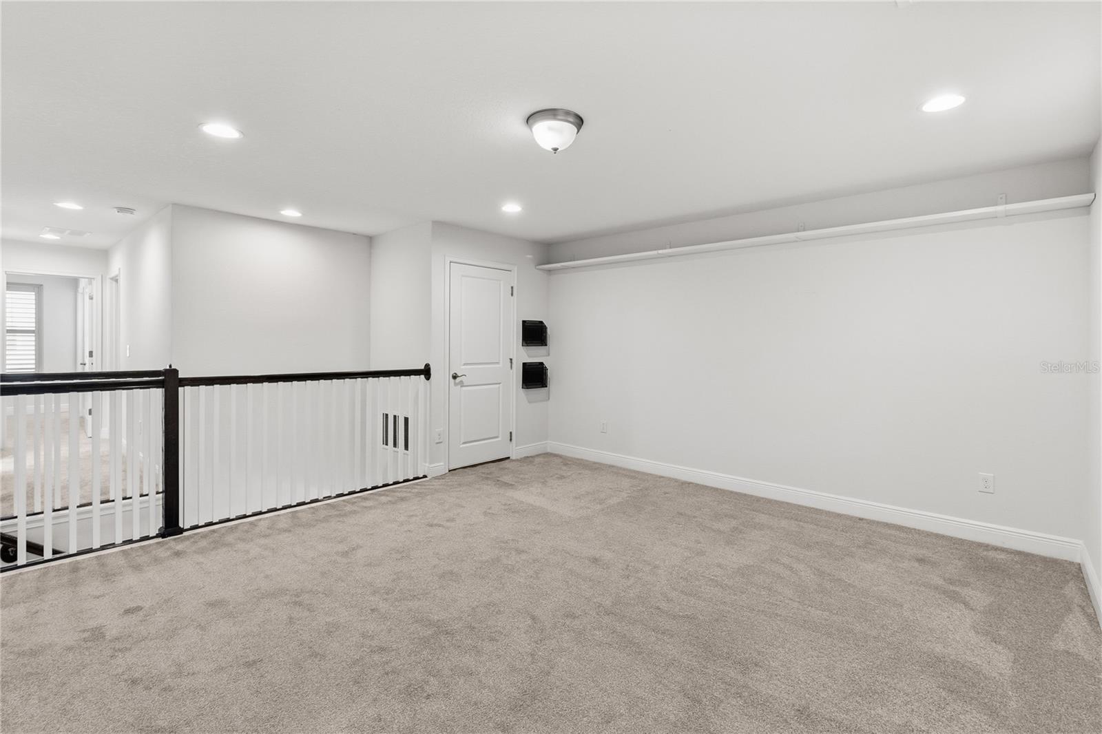 Listing photo id 16 for 2313 Sunset Wind Loop