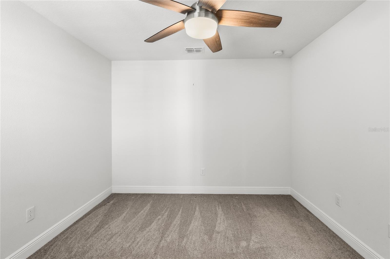 Listing photo id 21 for 2313 Sunset Wind Loop