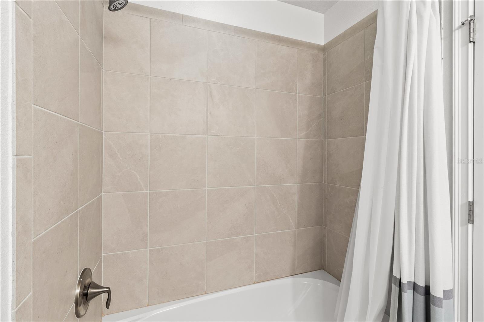 Listing photo id 25 for 2313 Sunset Wind Loop