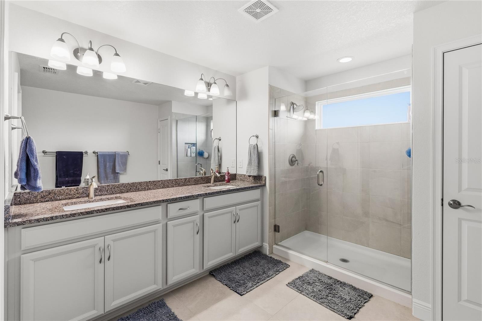 Listing photo id 31 for 2313 Sunset Wind Loop