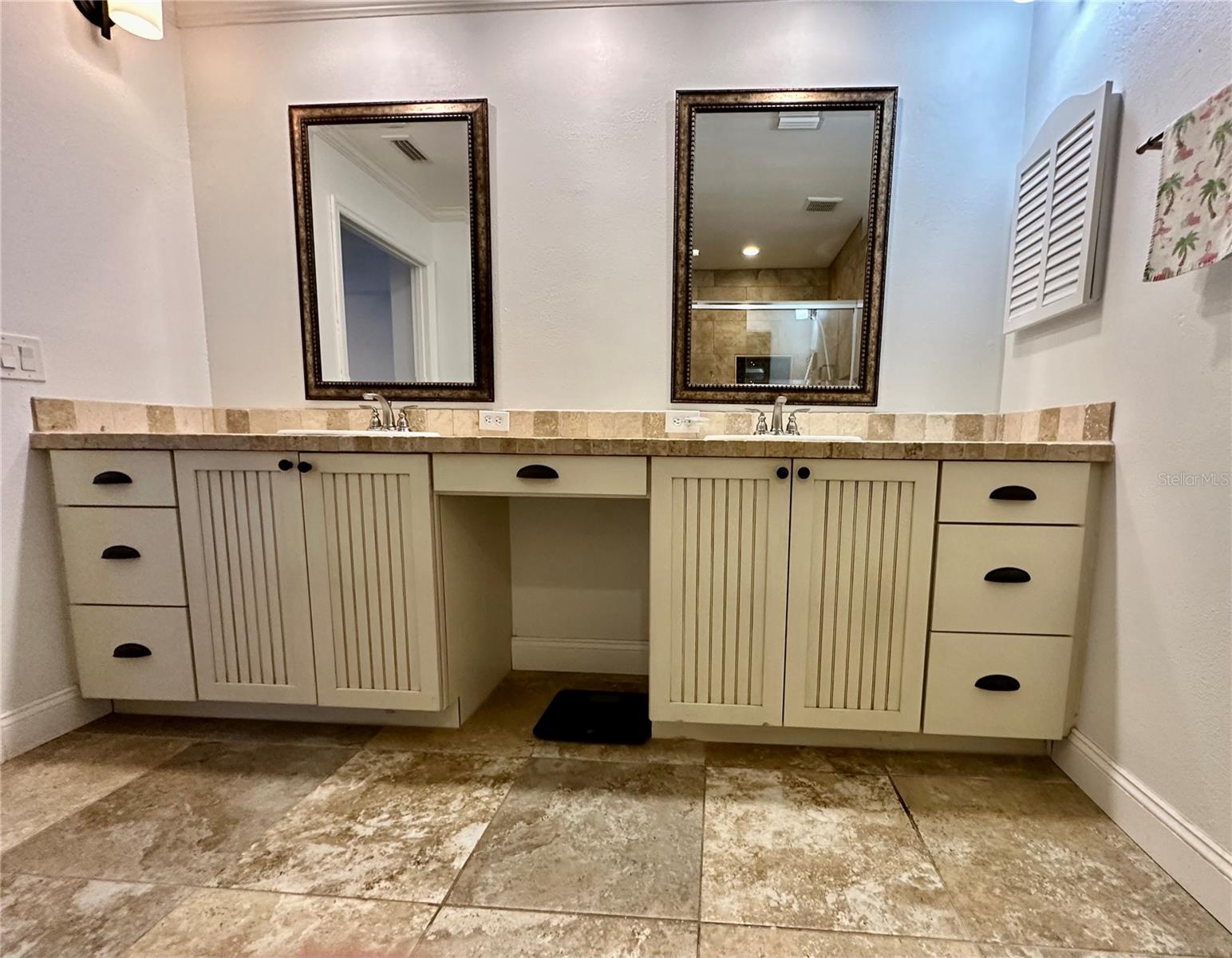 Image 10 of 32 For 3000 Tangerine Terrace