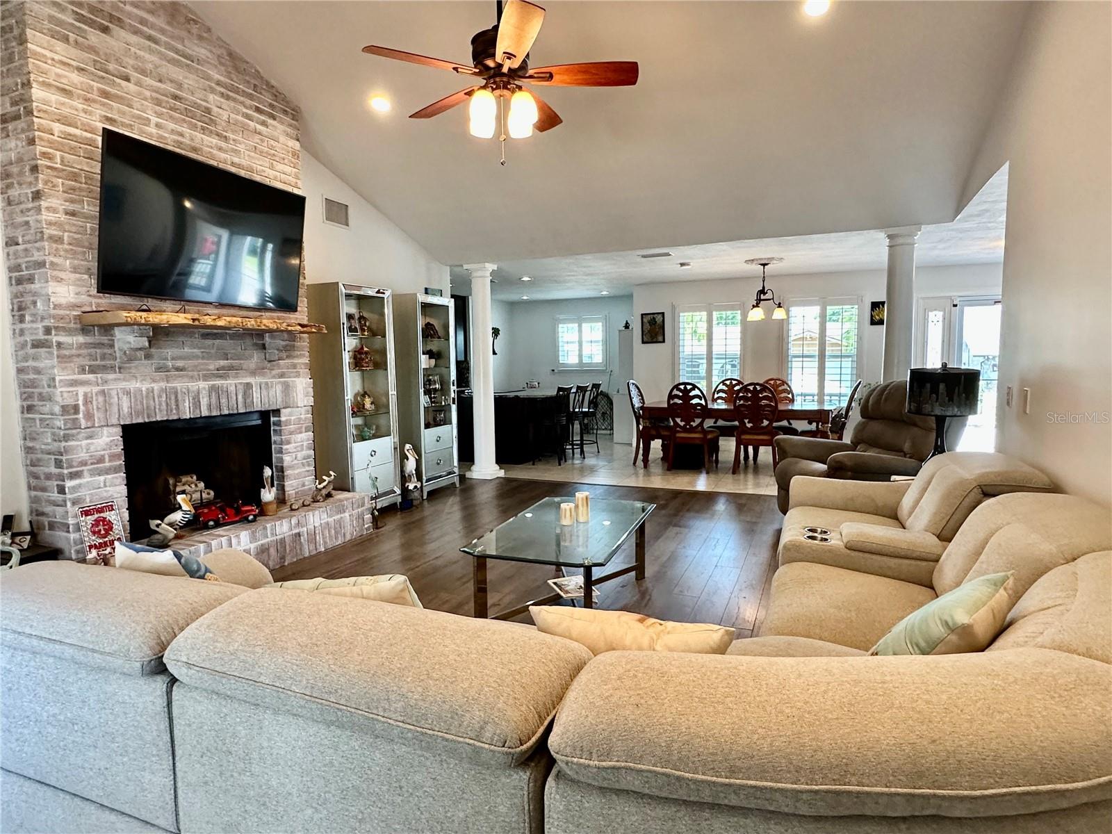 Image 12 of 32 For 3000 Tangerine Terrace