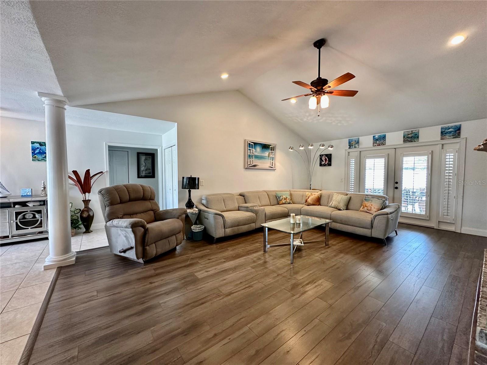 Image 21 of 32 For 3000 Tangerine Terrace