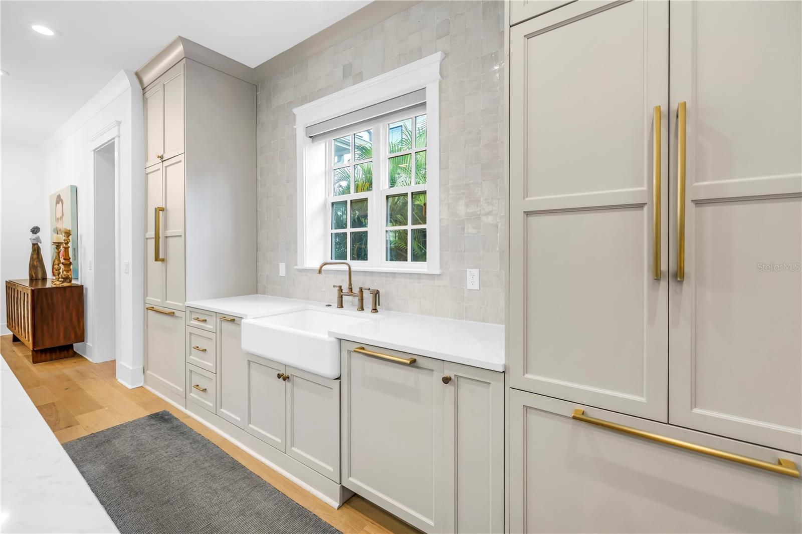 Image 17 of 47 For 135 19th Avenue Ne