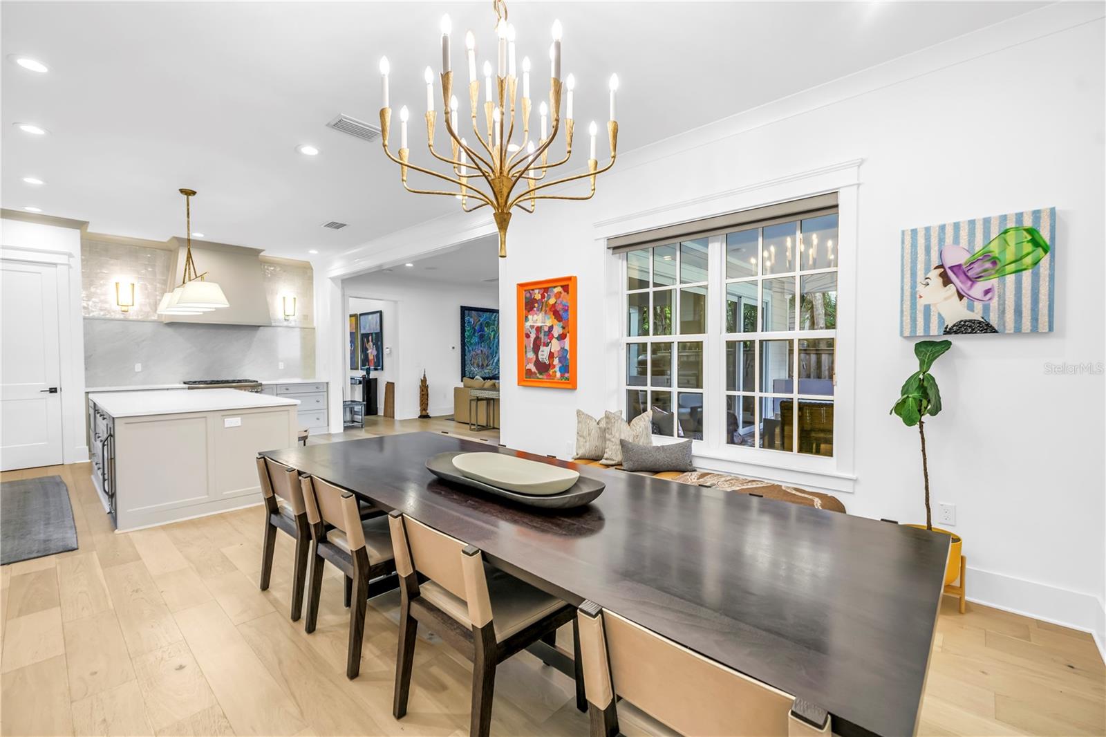 Image 20 of 47 For 135 19th Avenue Ne