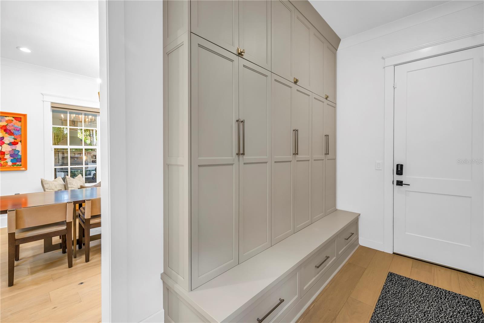 Image 22 of 47 For 135 19th Avenue Ne