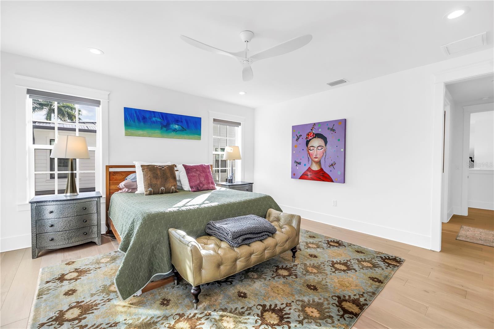 Image 37 of 47 For 135 19th Avenue Ne