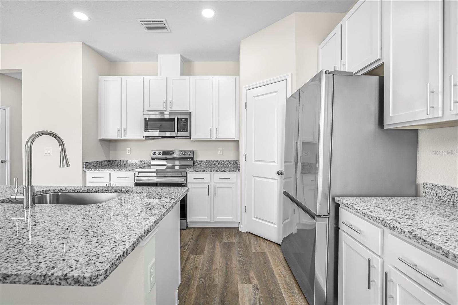 Image 19 of 76 For 9313 Gentle Ben Court