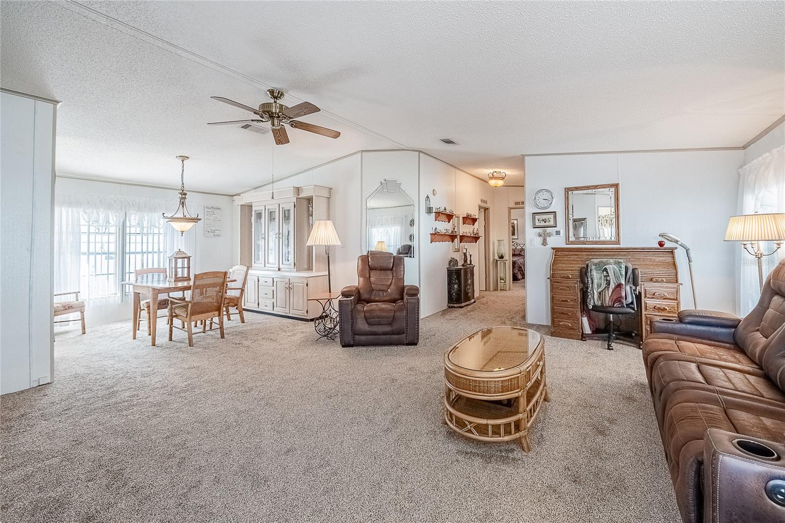 Image 16 of 45 For 36901 Kimela Avenue