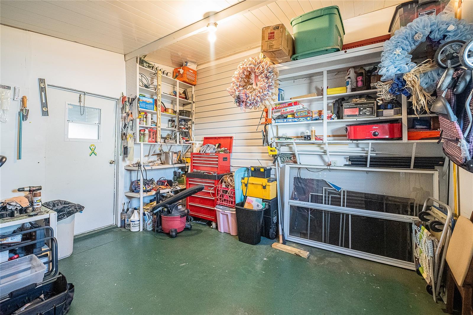 Image 31 of 45 For 36901 Kimela Avenue