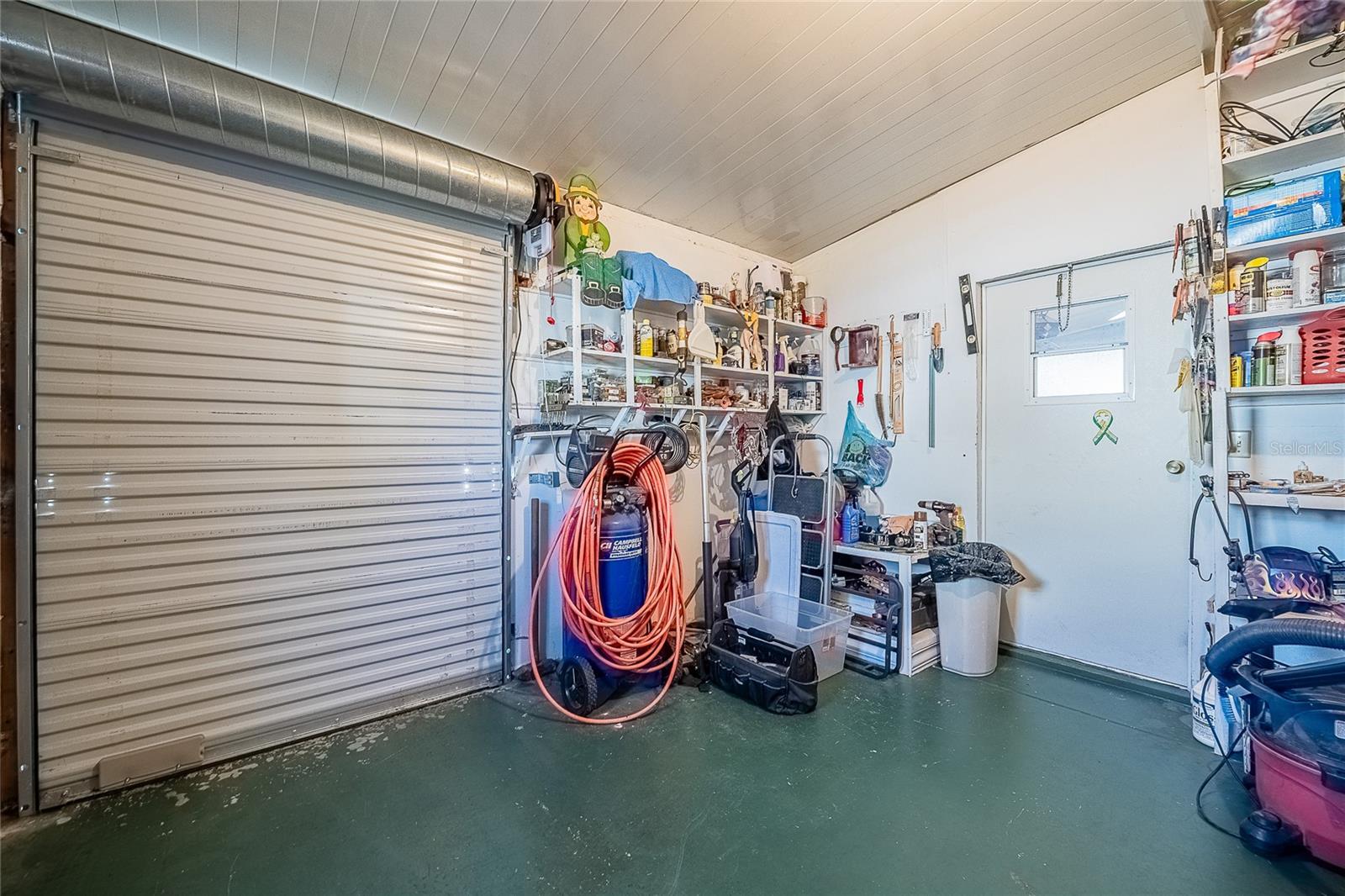 Image 32 of 45 For 36901 Kimela Avenue