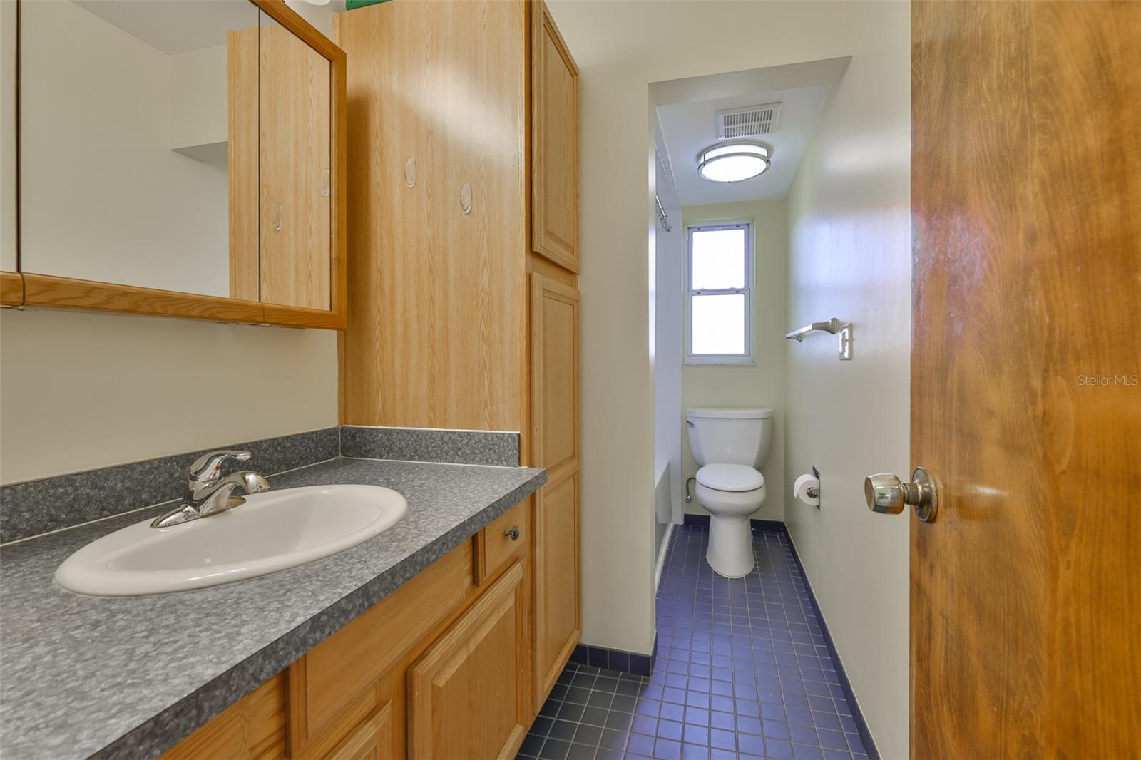 Image 34 of 45 For 2973 Forest Circle