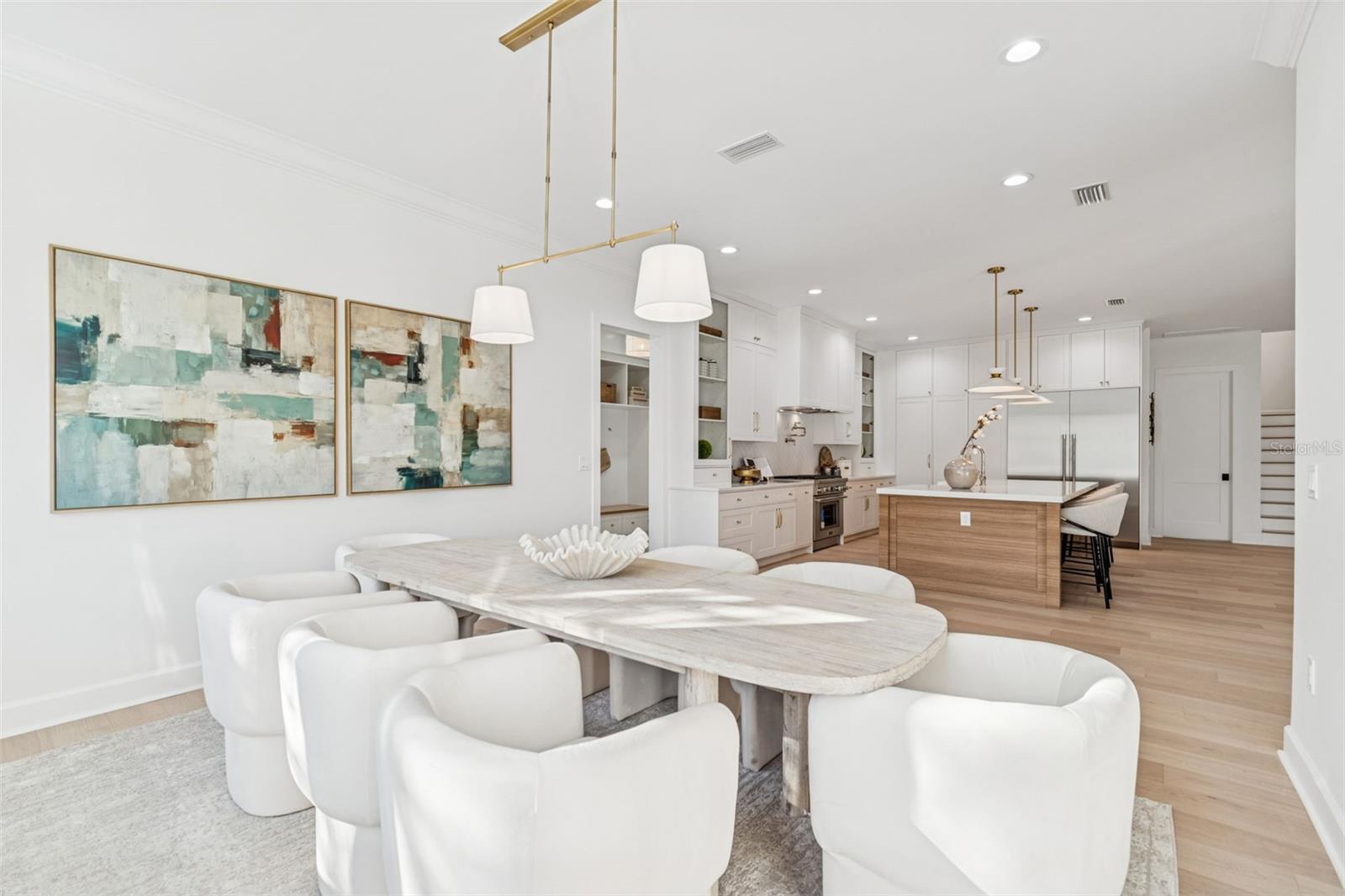 Image 16 of 87 For 4814 Euclid Avenue