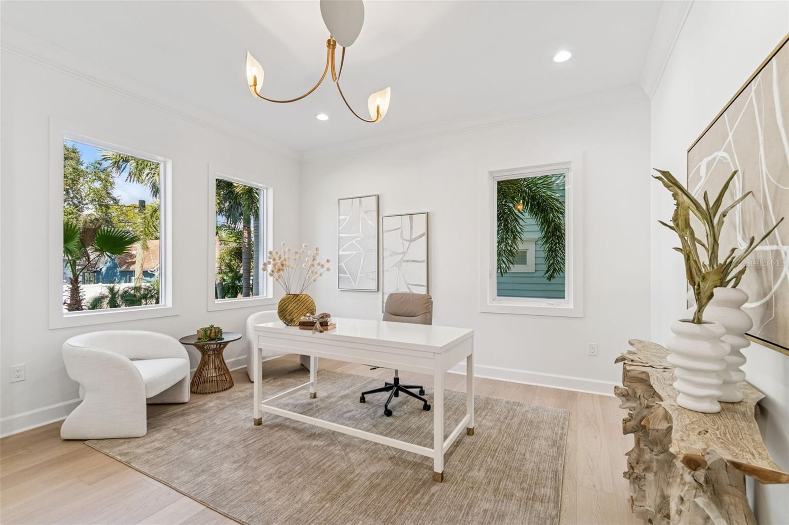 Image 29 of 87 For 4814 Euclid Avenue