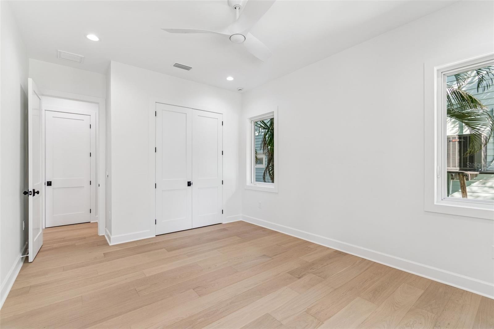 Image 35 of 87 For 4814 Euclid Avenue