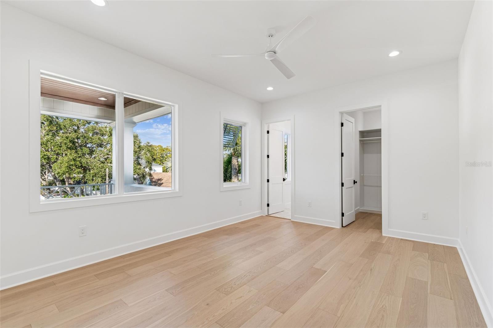 Image 40 of 87 For 4814 Euclid Avenue