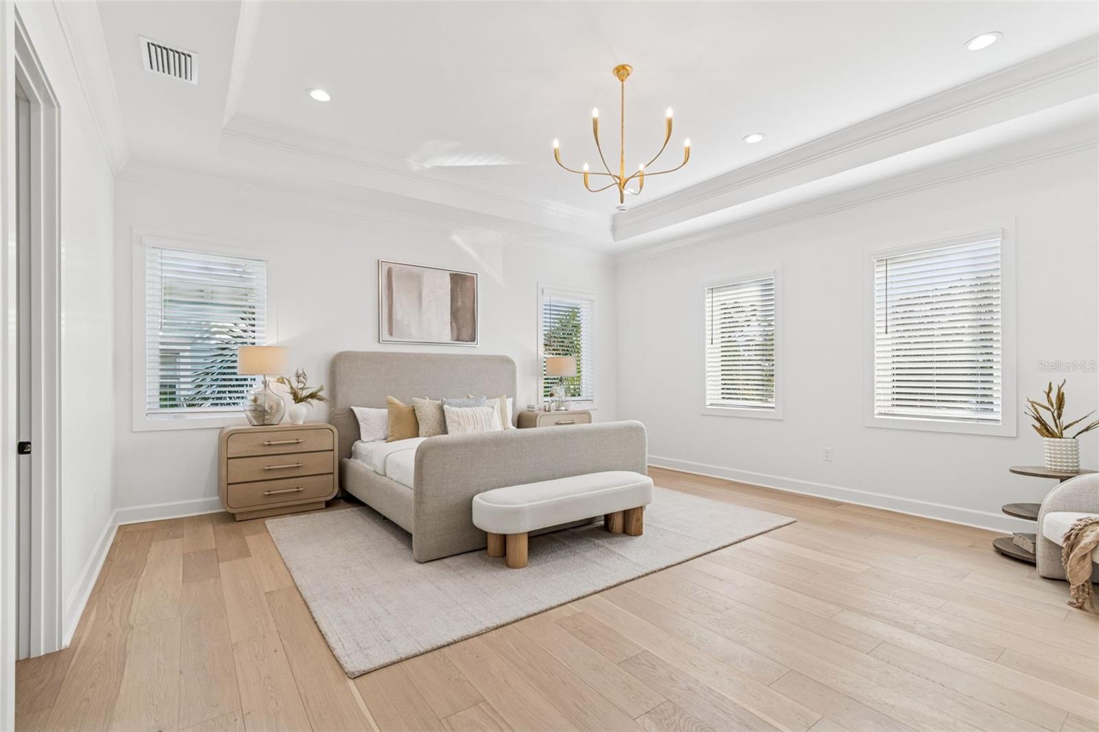 Image 55 of 87 For 4814 Euclid Avenue