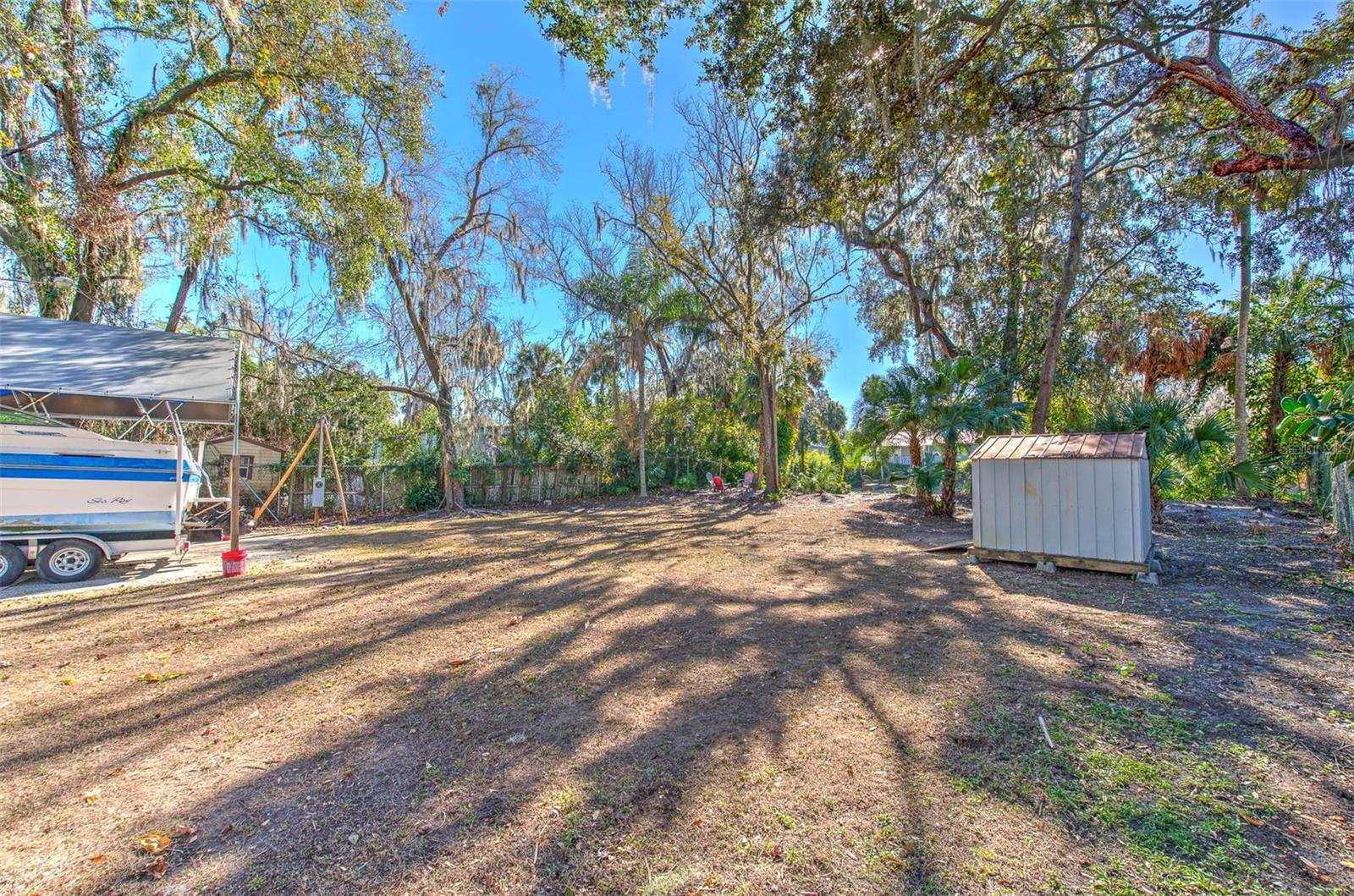 Image 11 of 16 For 4226 Alafia Boulevard