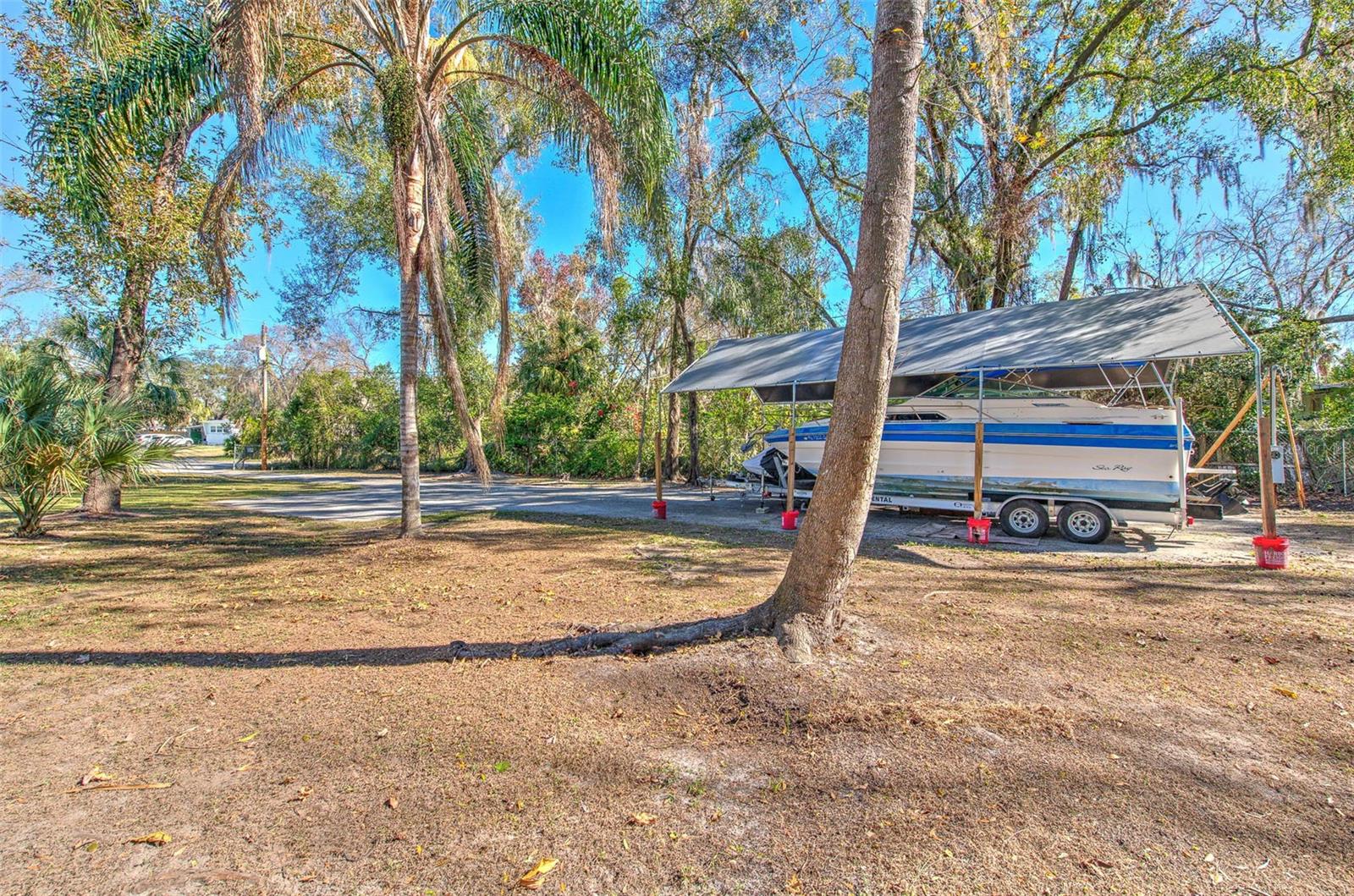 Image 13 of 16 For 4226 Alafia Boulevard