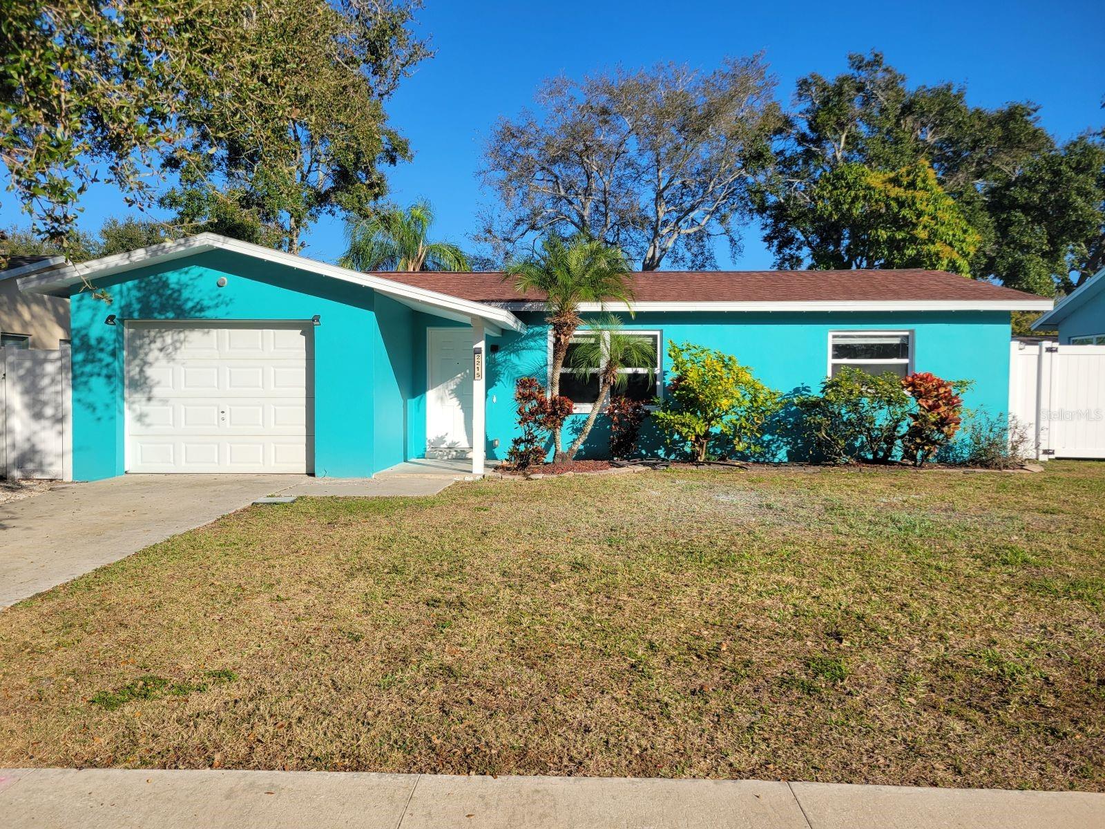 Details for 2215 Lauren Drive, LARGO, FL 33774