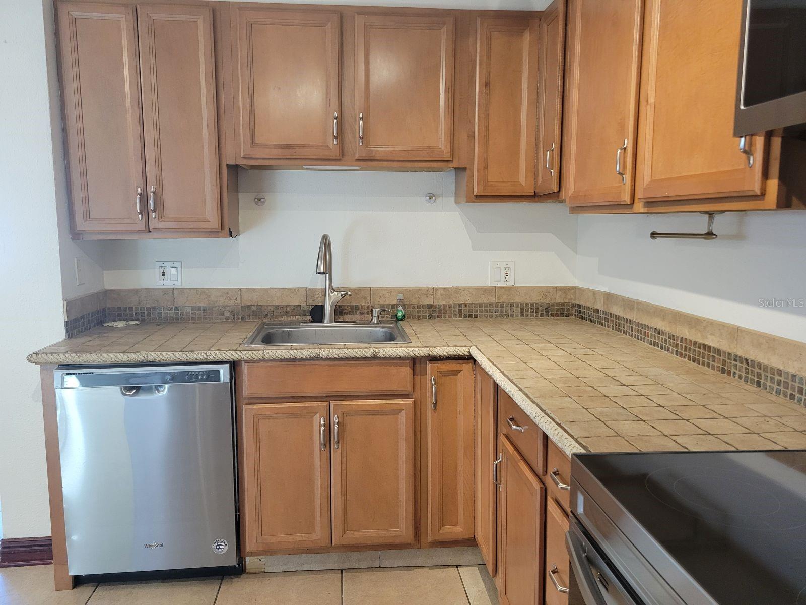 Image 11 of 25 For 2215 Lauren Drive