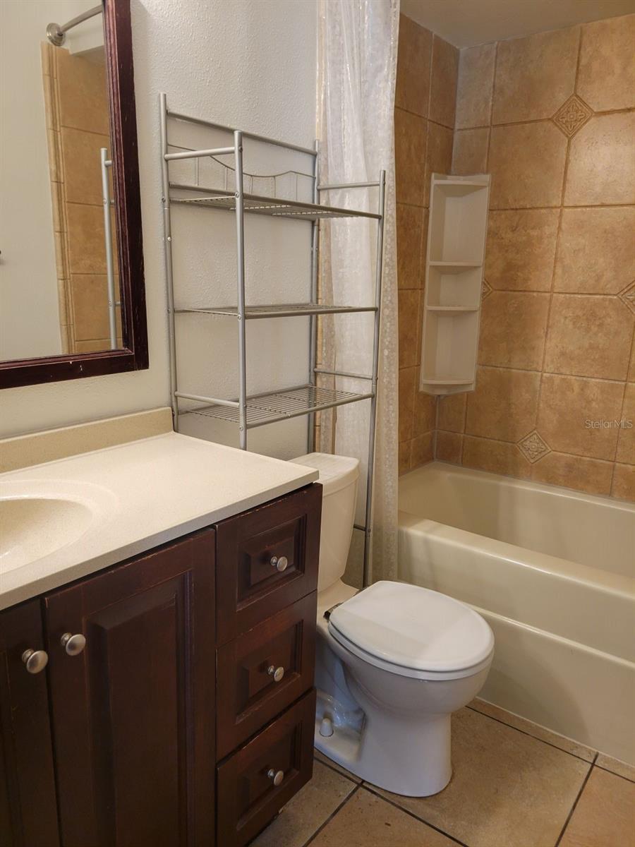 Image 19 of 25 For 2215 Lauren Drive