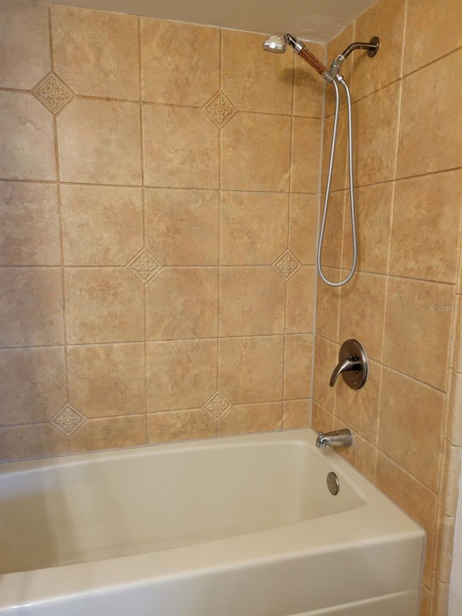 Image 20 of 25 For 2215 Lauren Drive