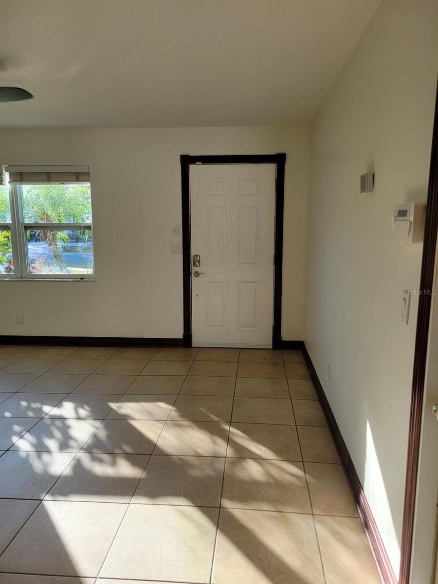 Image 7 of 25 For 2215 Lauren Drive